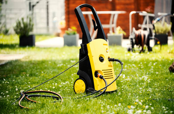 Best Deck and Patio Pressure Washing in Maquoketa, IA